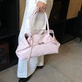 Cartera tote plisada de cuero blandito
