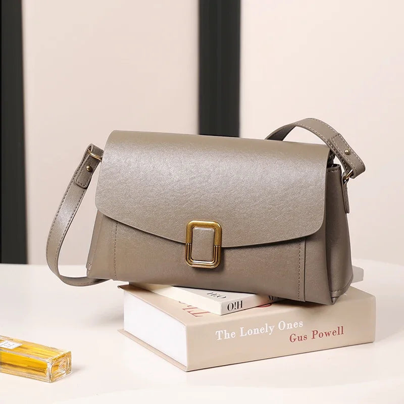 Cartera de cuero vacuno al hombro